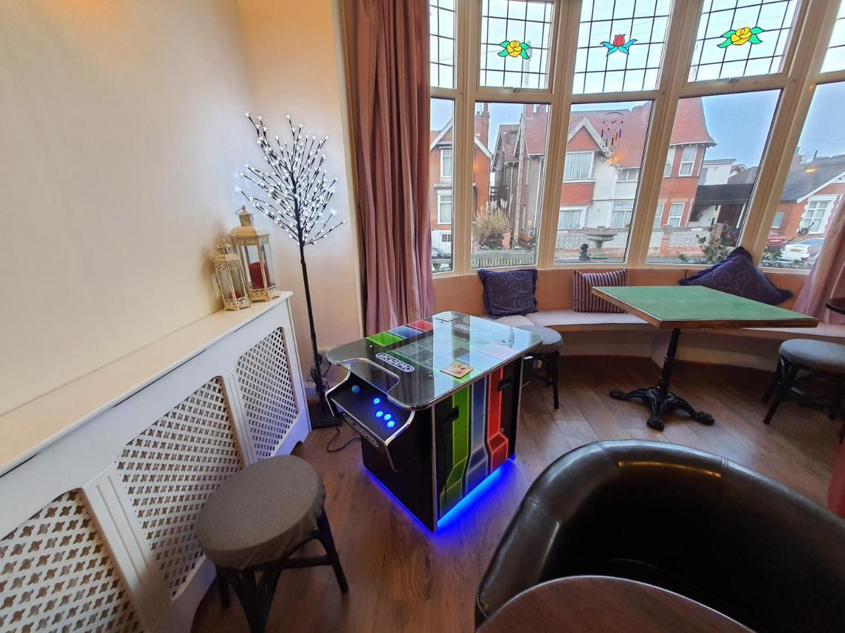 Caxton House Panzió Skegness Kültér fotó